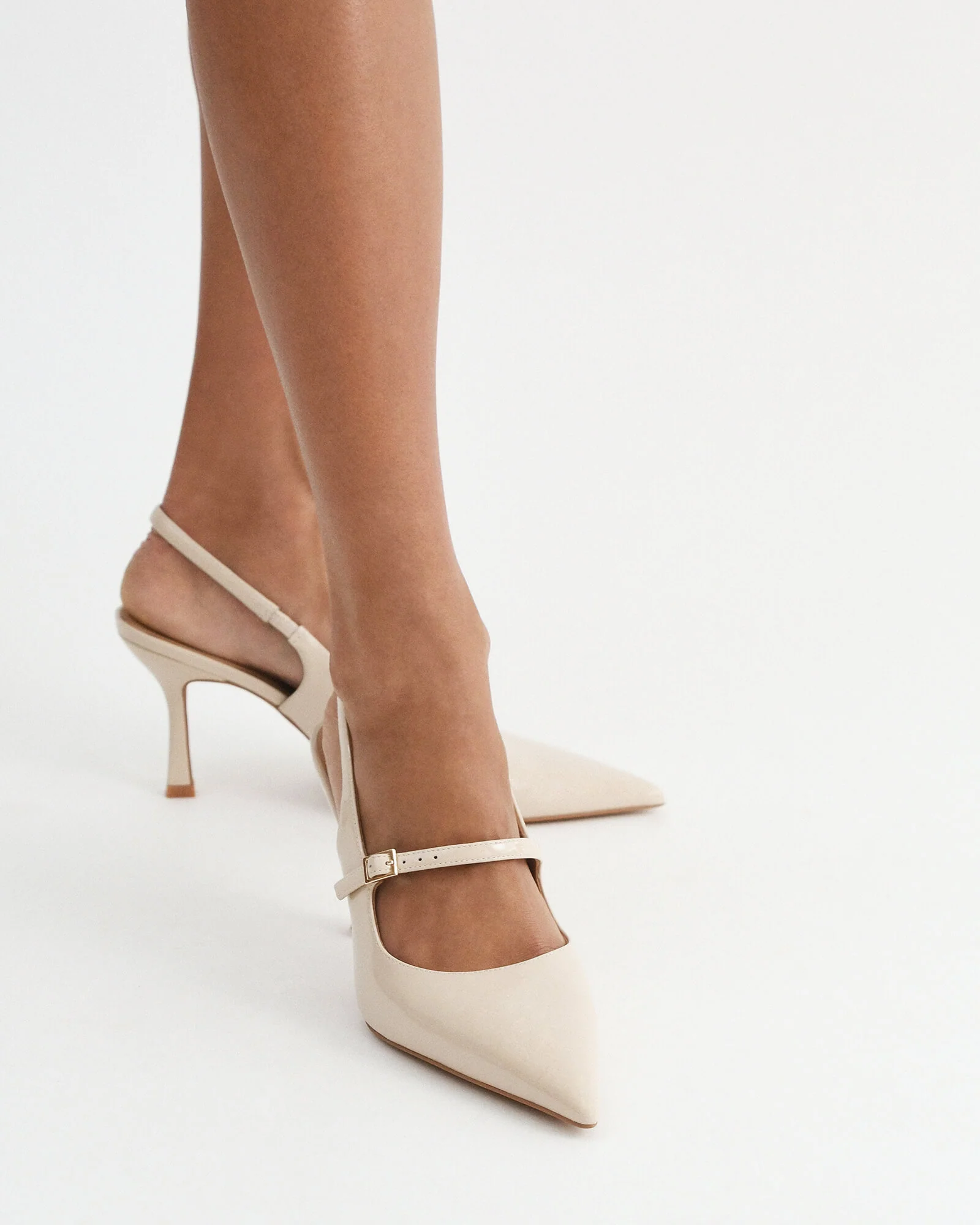 ARCHER HIGH HEELS SAND PATENT - Image 10