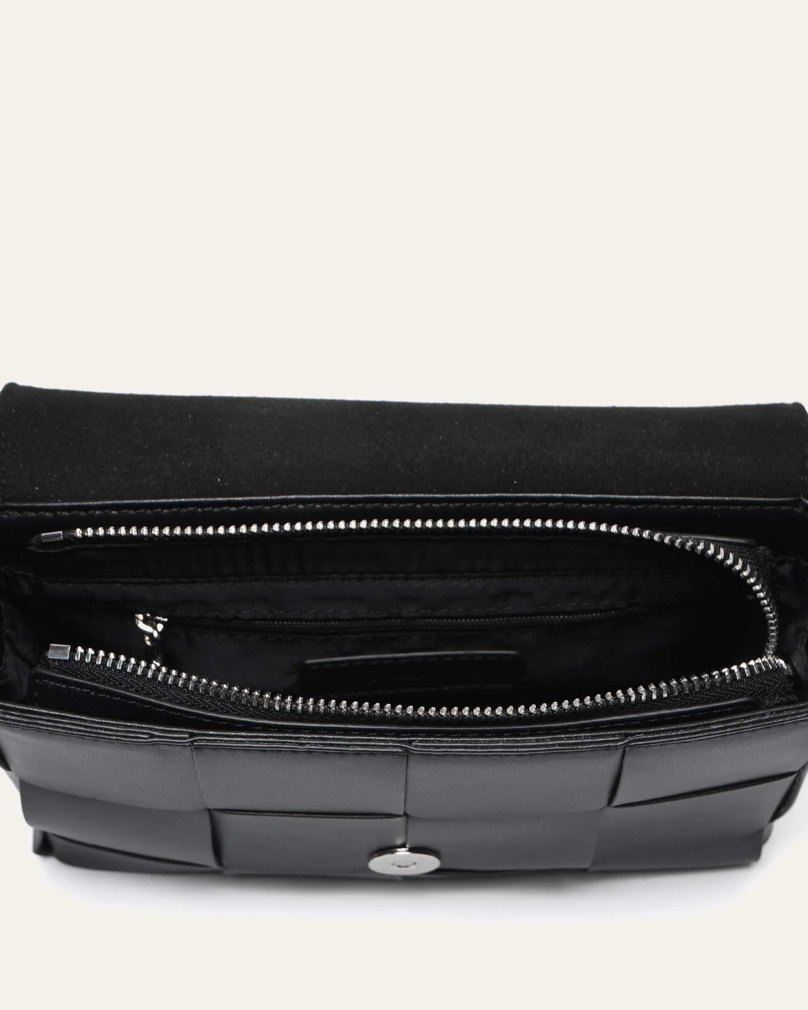 HONEY CROSS BODY BAG BLACK LEATHER - Image 5