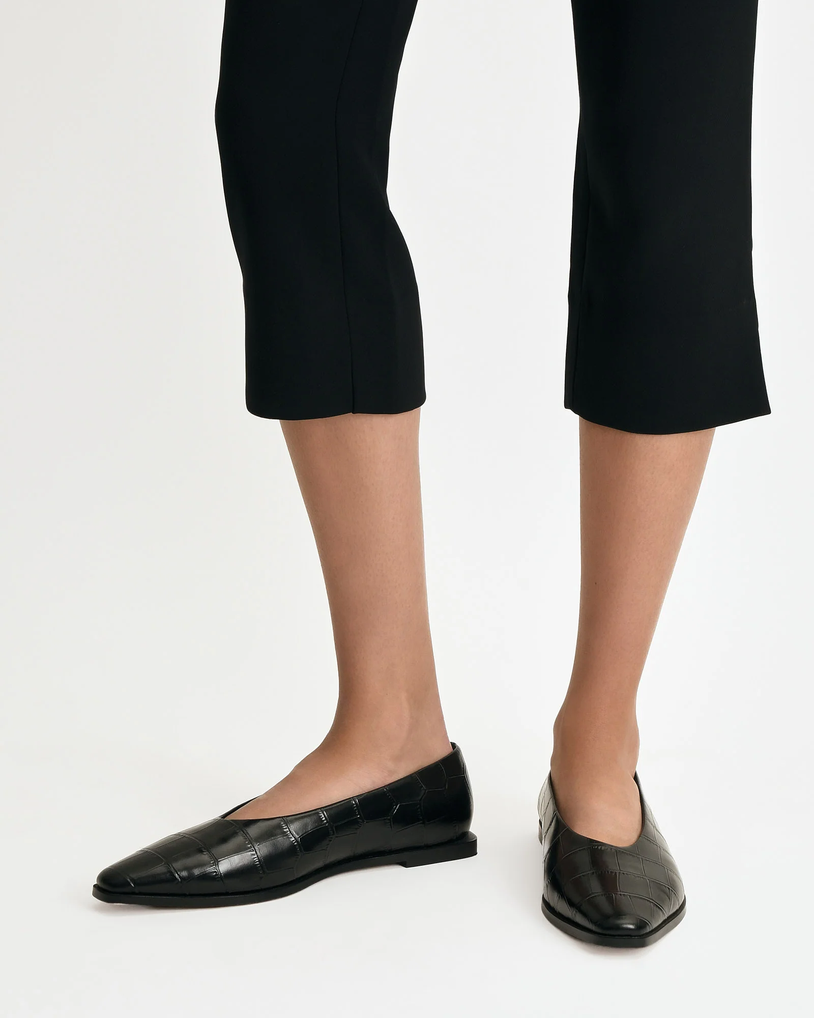JAXON DRESS FLATS BLACK CROC - Image 2