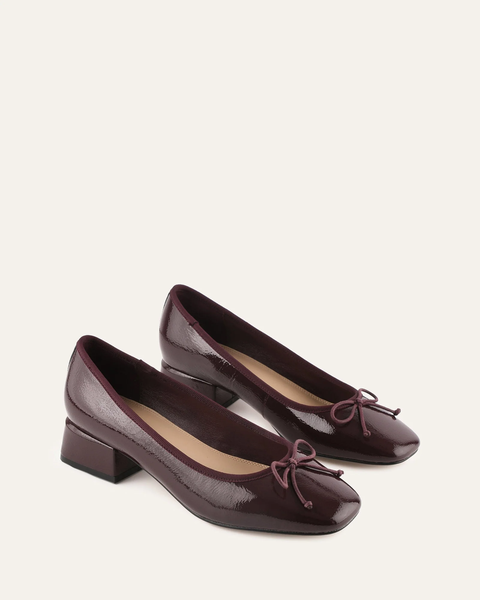 LARA LOW HEELS MERLOT CRINKLE PATENT - Image 3