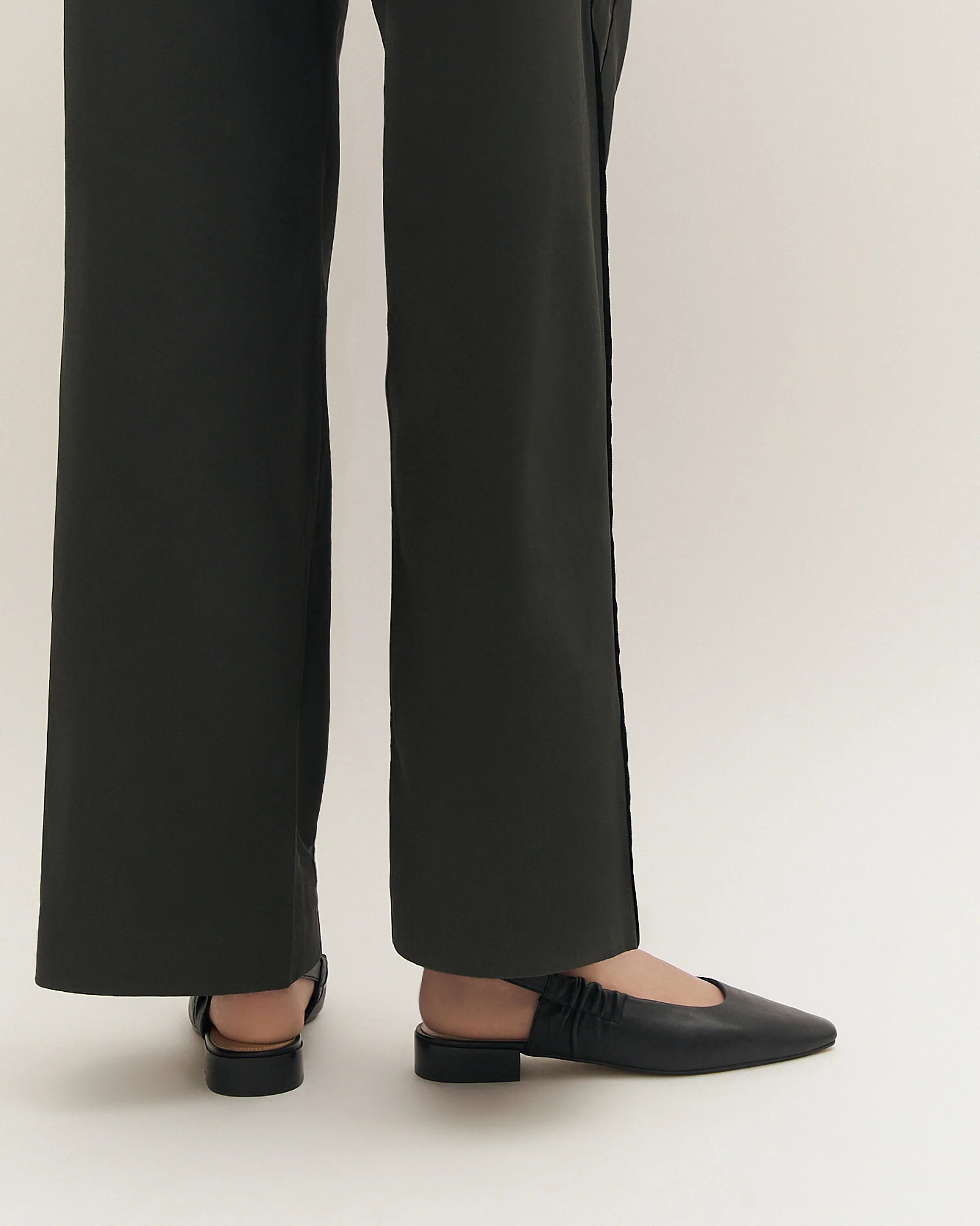 LOGAN DRESS FLATS BLACK LEATHER - Image 7