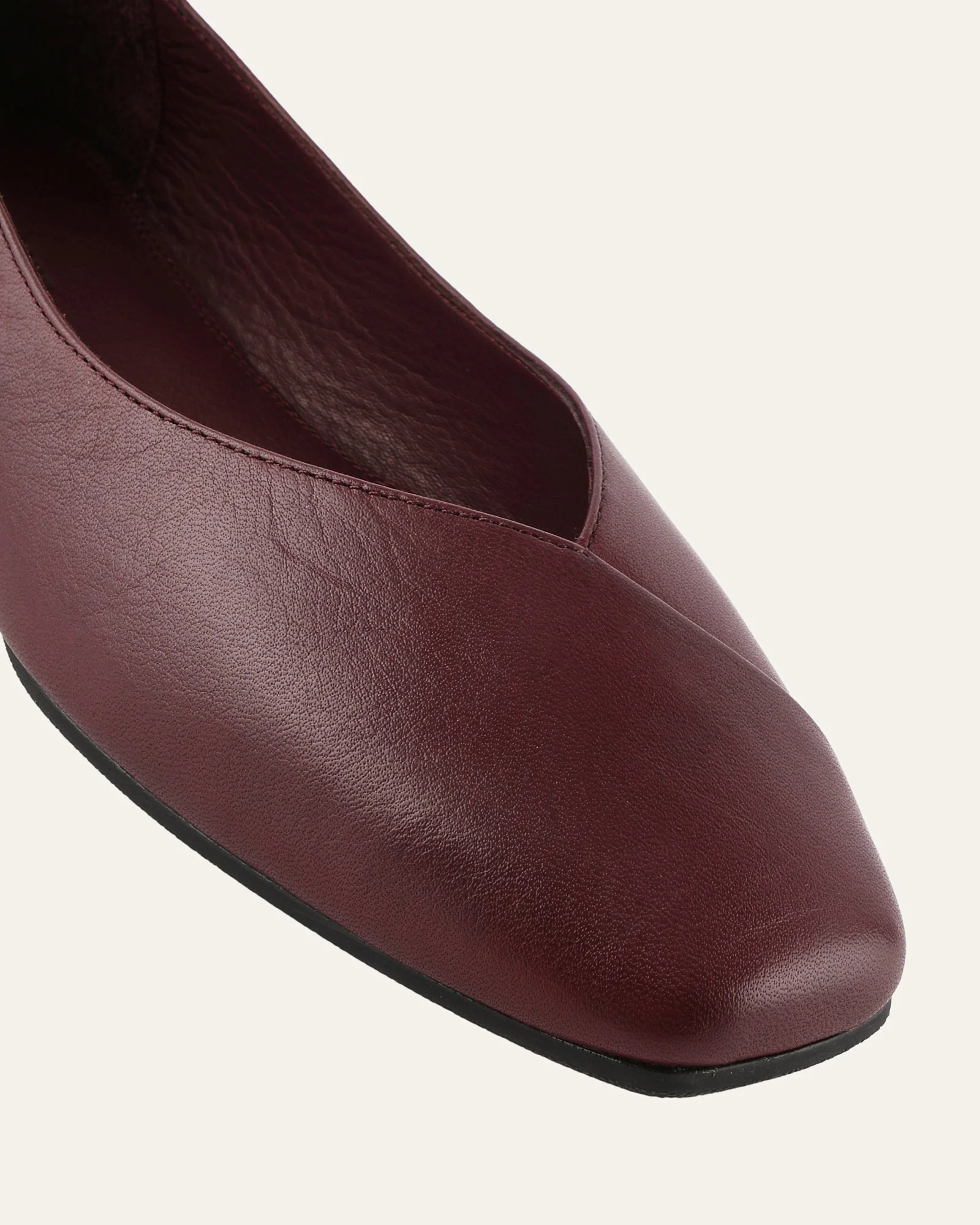 NICO CASUAL FLATS MERLOT LEATHER - Image 3