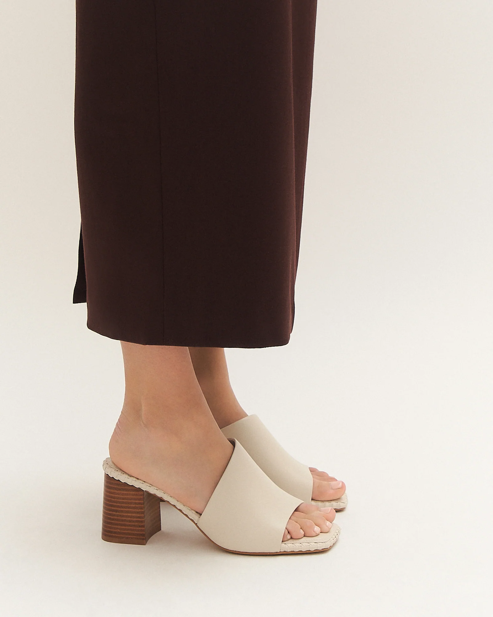 SIENNA MID HEEL SANDALS OFF WHITE LEATHER - Image 7