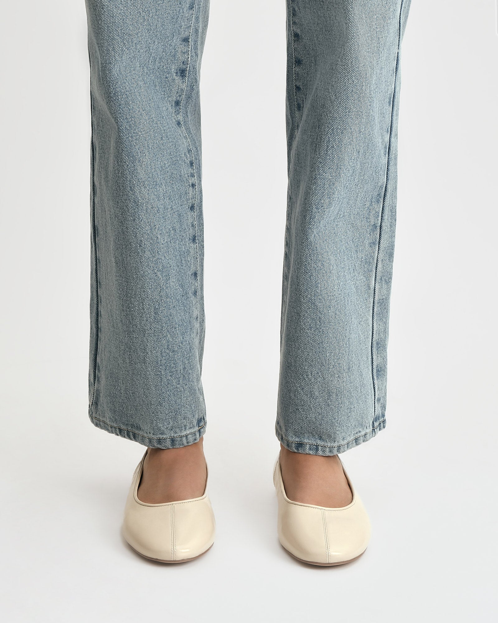 YARRA DRESS FLATS OFF WHITE LEATHER - Image 7